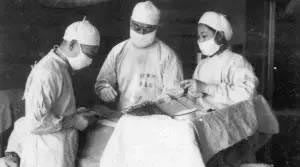 1958年上海广慈(瑞金)医院乐成抢救一名烧伤患者