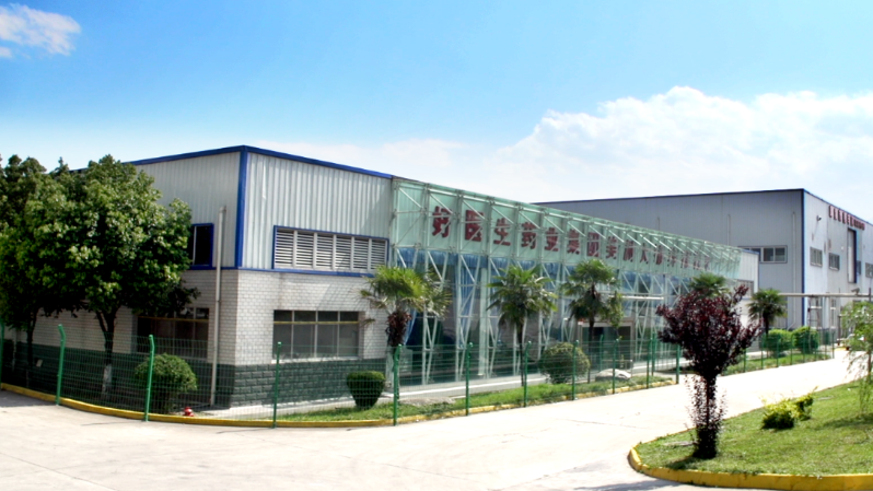 008PG国际美洲大蠊GAP标准化养殖基地